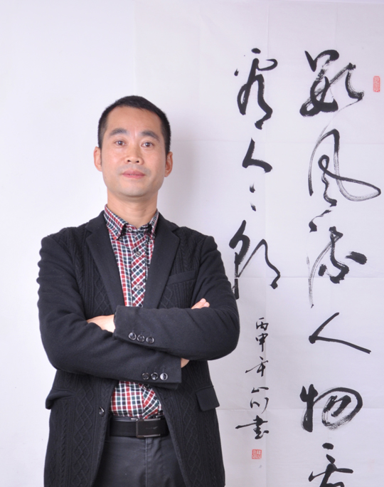 薛忠红照片.jpg